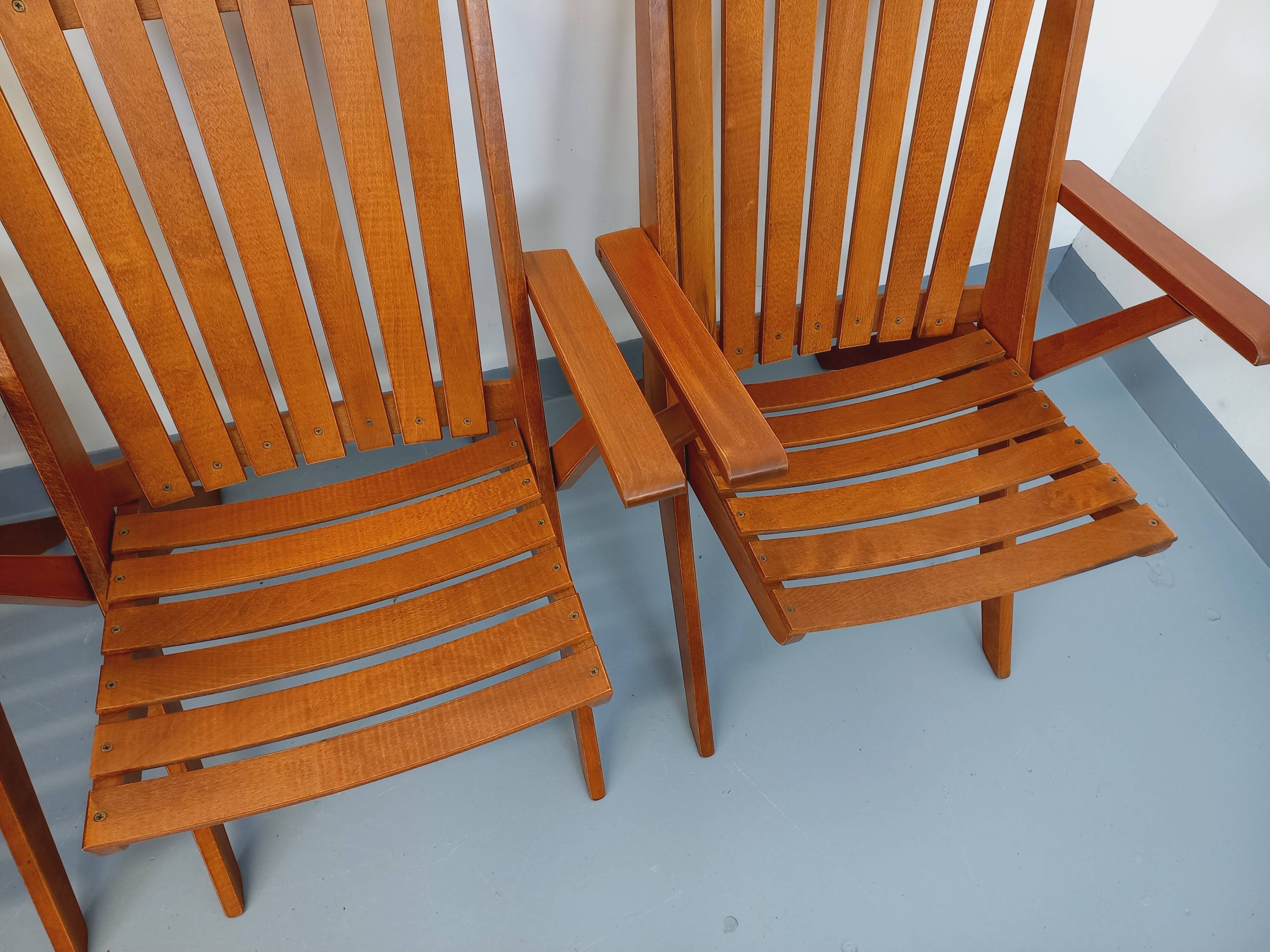 Set of 4 vintage garden chairs made of beech wood from the 1960s.