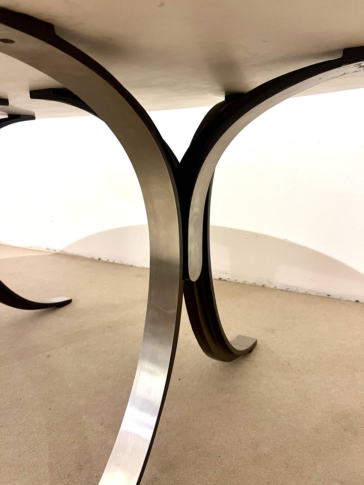Table Tecno, marble, by Osvaldo Borsani and Eugenio Gerli, Italy, 1968