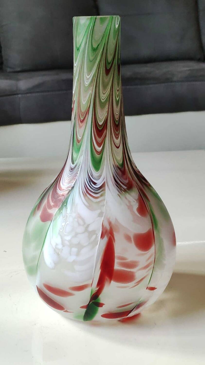 Chimney neck ball vase. Murano style. Flamed swirl design/Multicolored smoke scrolls. Dim 27 x 14 cm