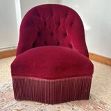 Burgundy velvet armchair – tufted – timeless charm