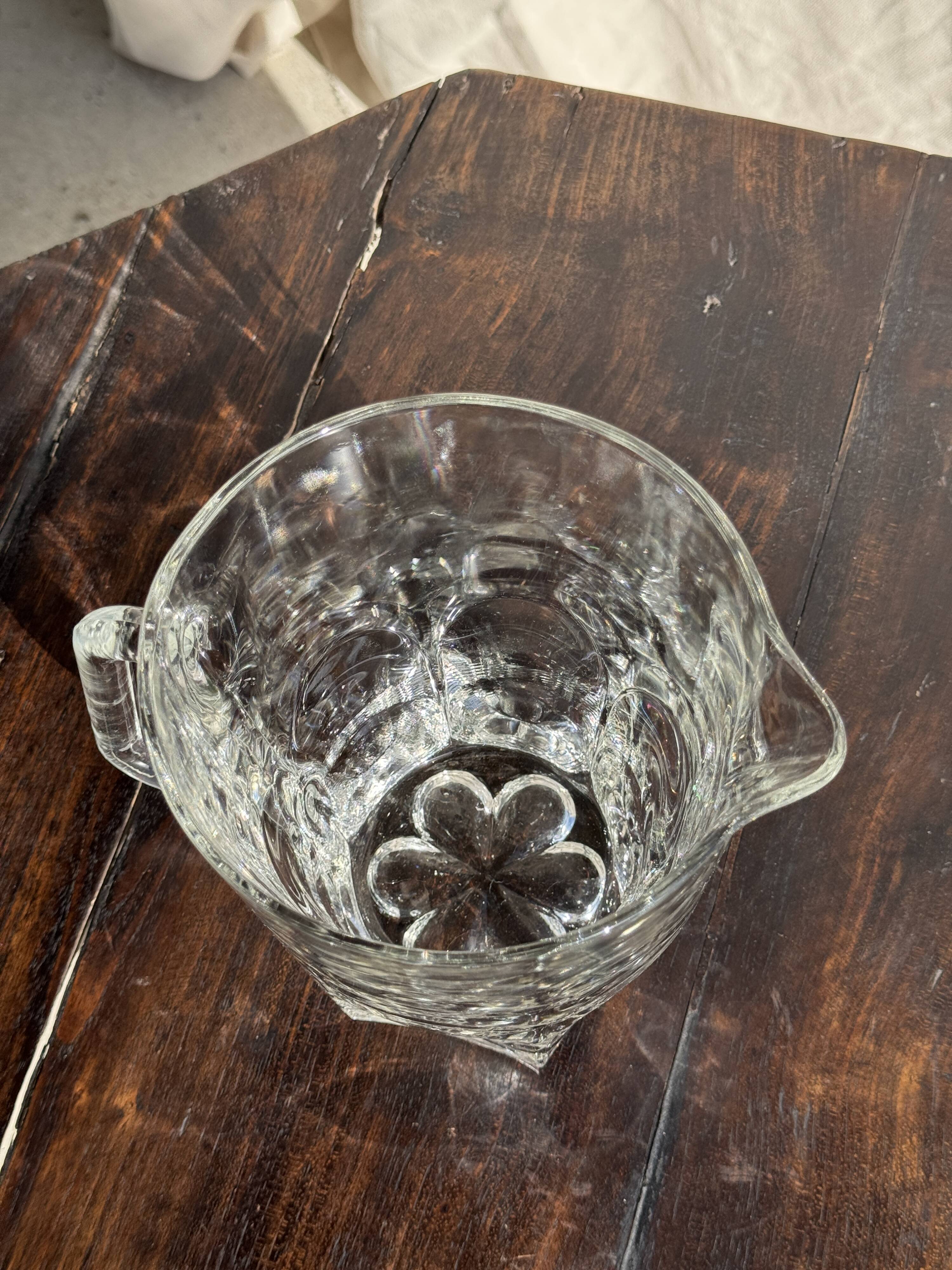 Large glass water jug with handle, hexagonal base, H15 D20.