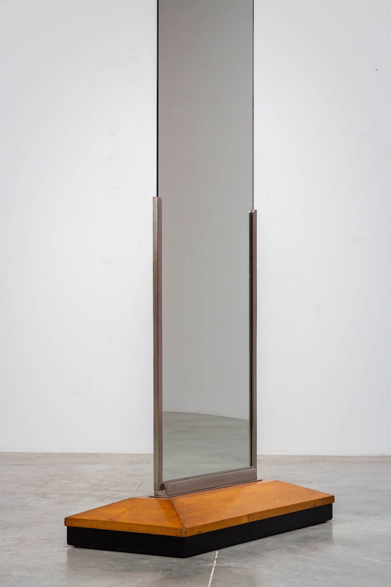 Miroir rectangulaire art deco en bois de noyer 1930 176x80cm