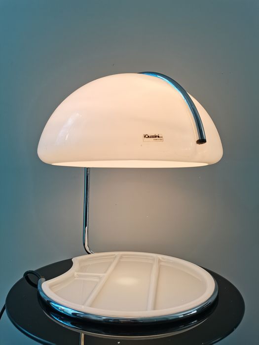 Conchiglia table lamp by L. Massono e l Buttura for iGuzzini