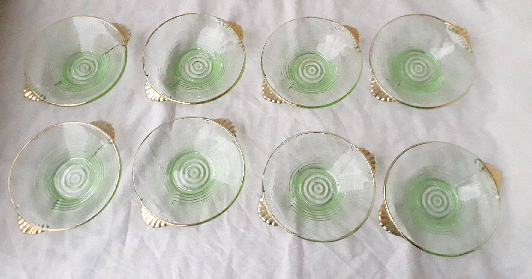 Glass dessert service