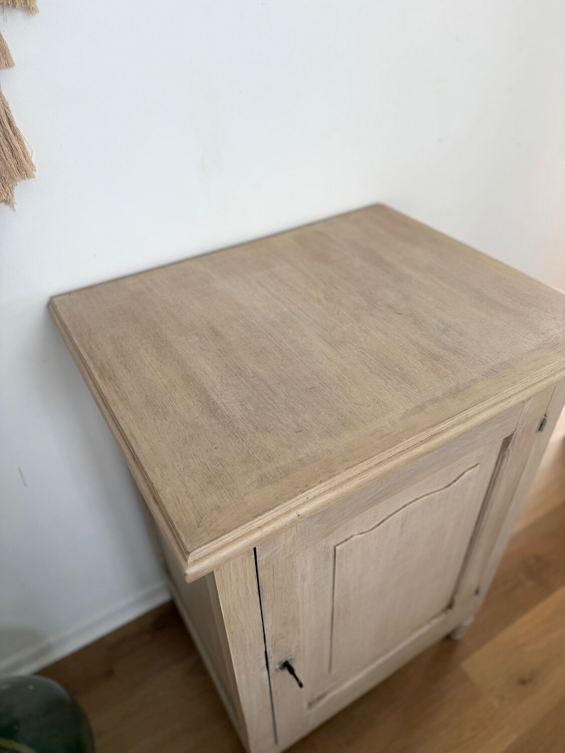 Solid wood jam cupboard