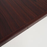 Table ovale, recouverte de placage de palissandre, années 70