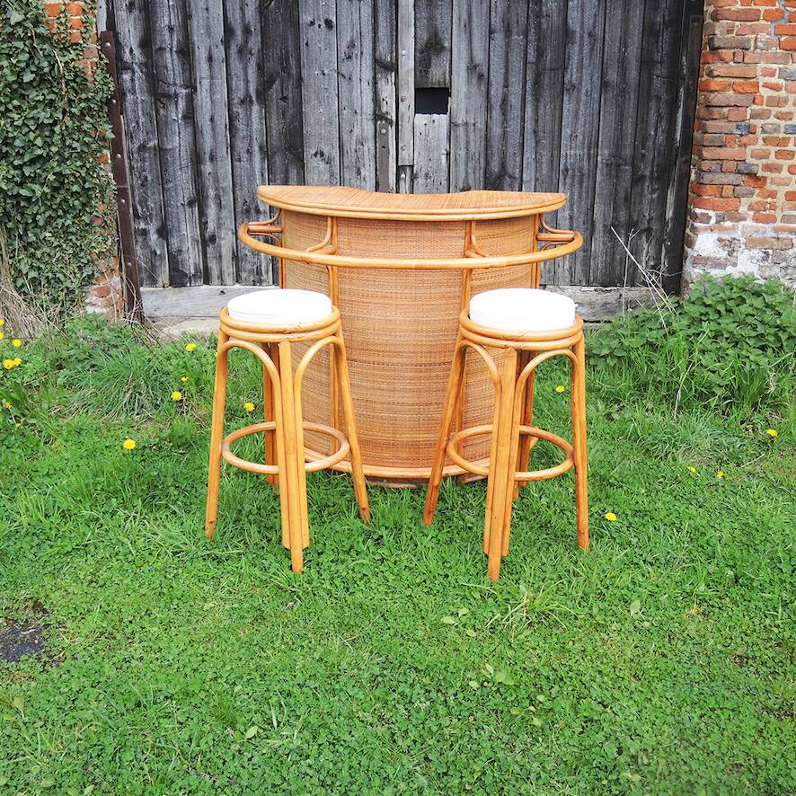 Old Rattan Bar with 2 Matching Stools
