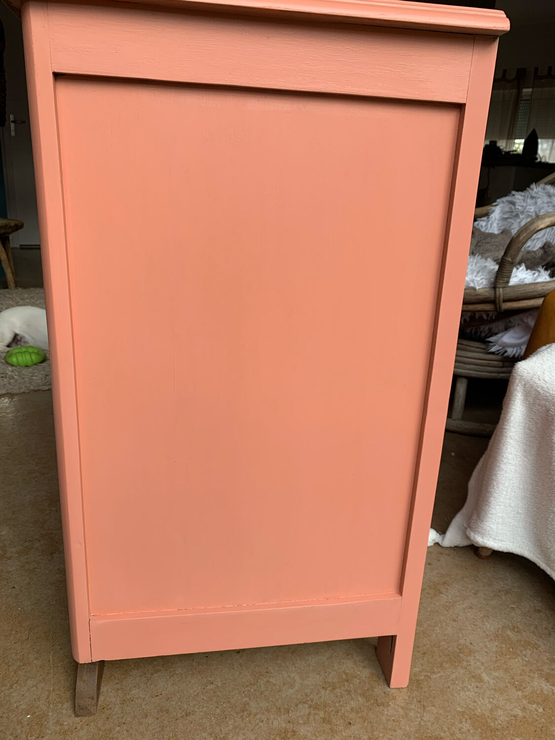 Vintage chest of drawers