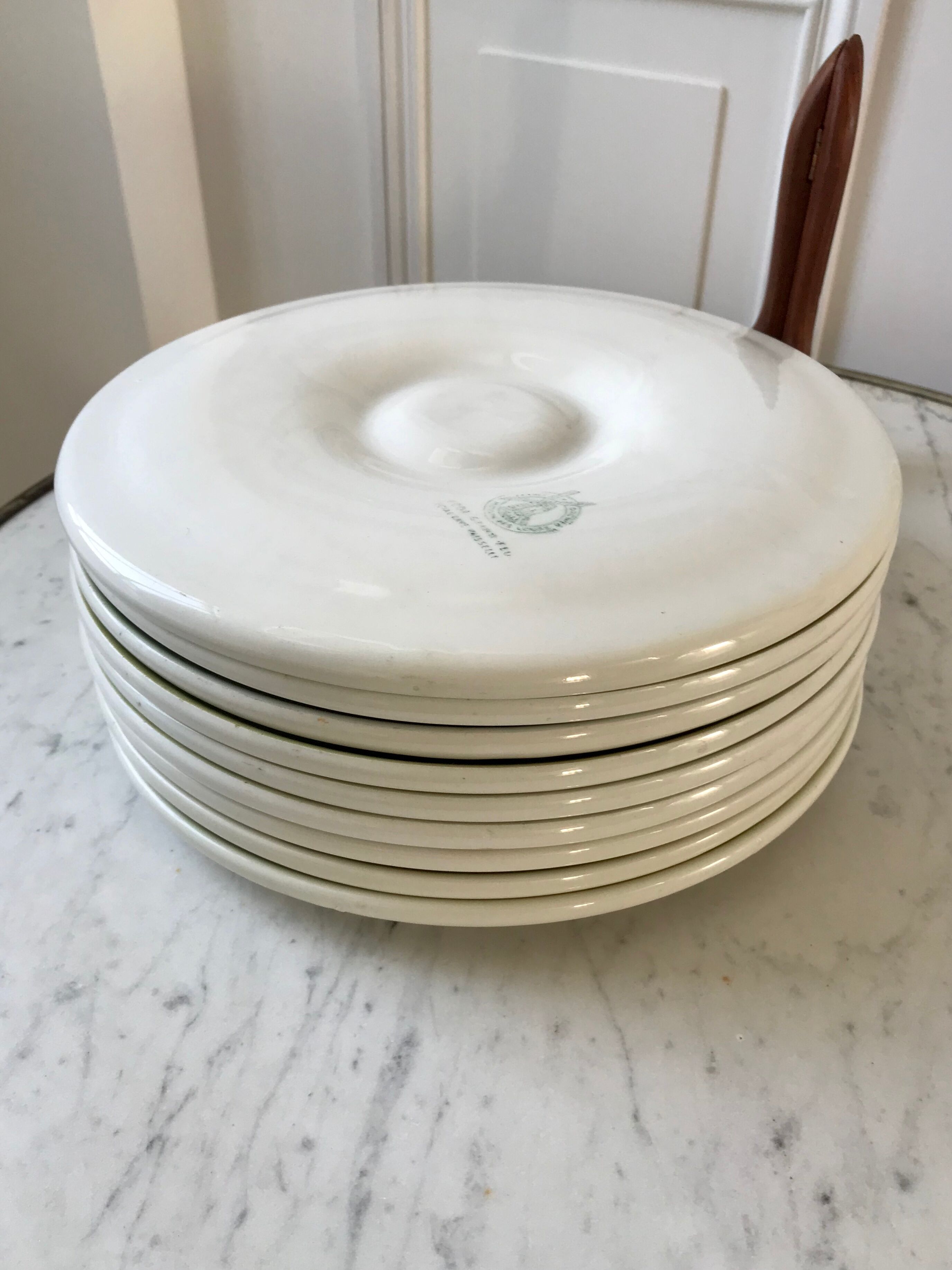 Set of 9 plates of green oysters moulin des loups 50s