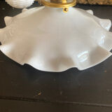 White opaline suspension