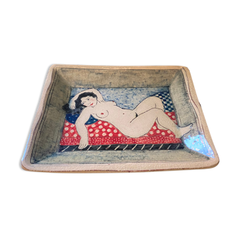 Dish glazed decoration