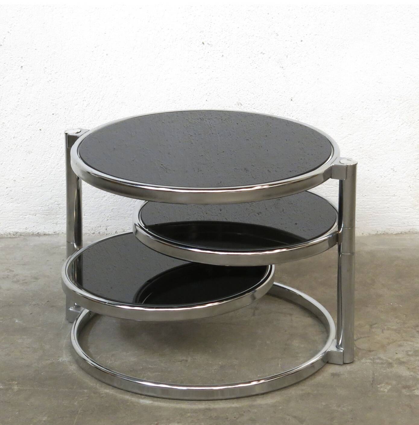Vintage Leitmotiv Swivel coffee table in chromed metal and glass, Netherlands 1970-1980