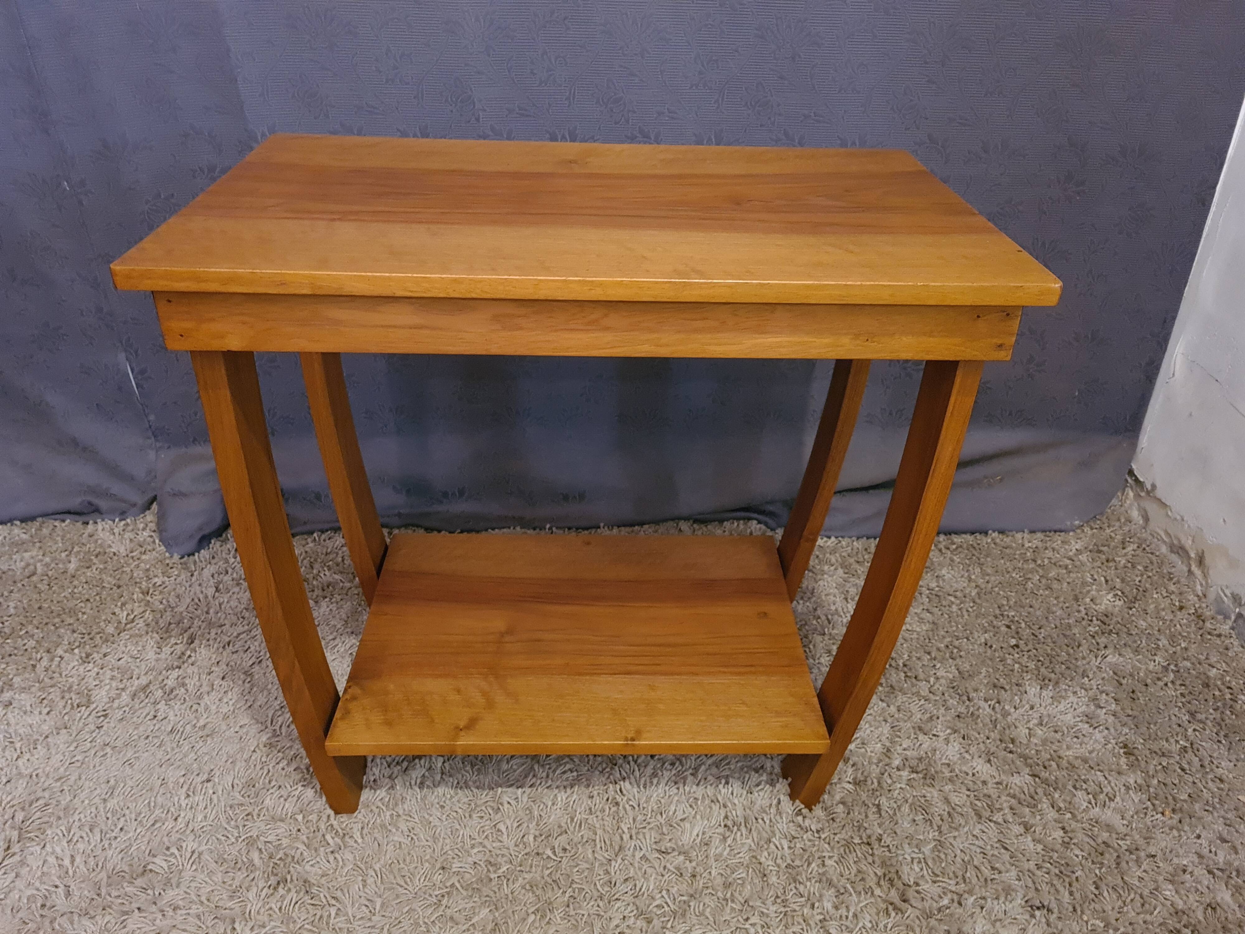 Side table design 50