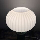 Geometric table lamp with pleated opaline shade
