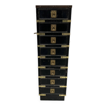 Meuble a huit petits tiroirs en bois noir XX Siècle