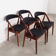 Ensemble de quatre chaises en teck, design danois, années 1970, designer : Kai Kristiansen