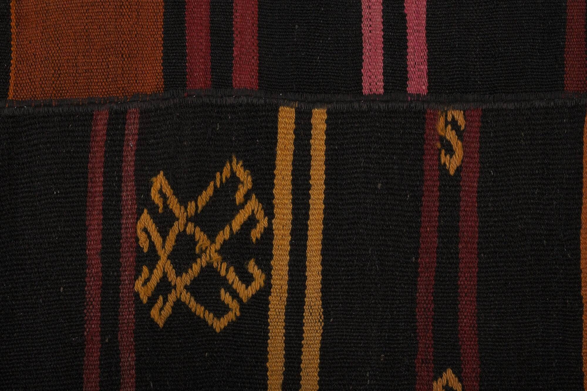 Vintage Turkish kilim, handwoven, 310x360 cm.