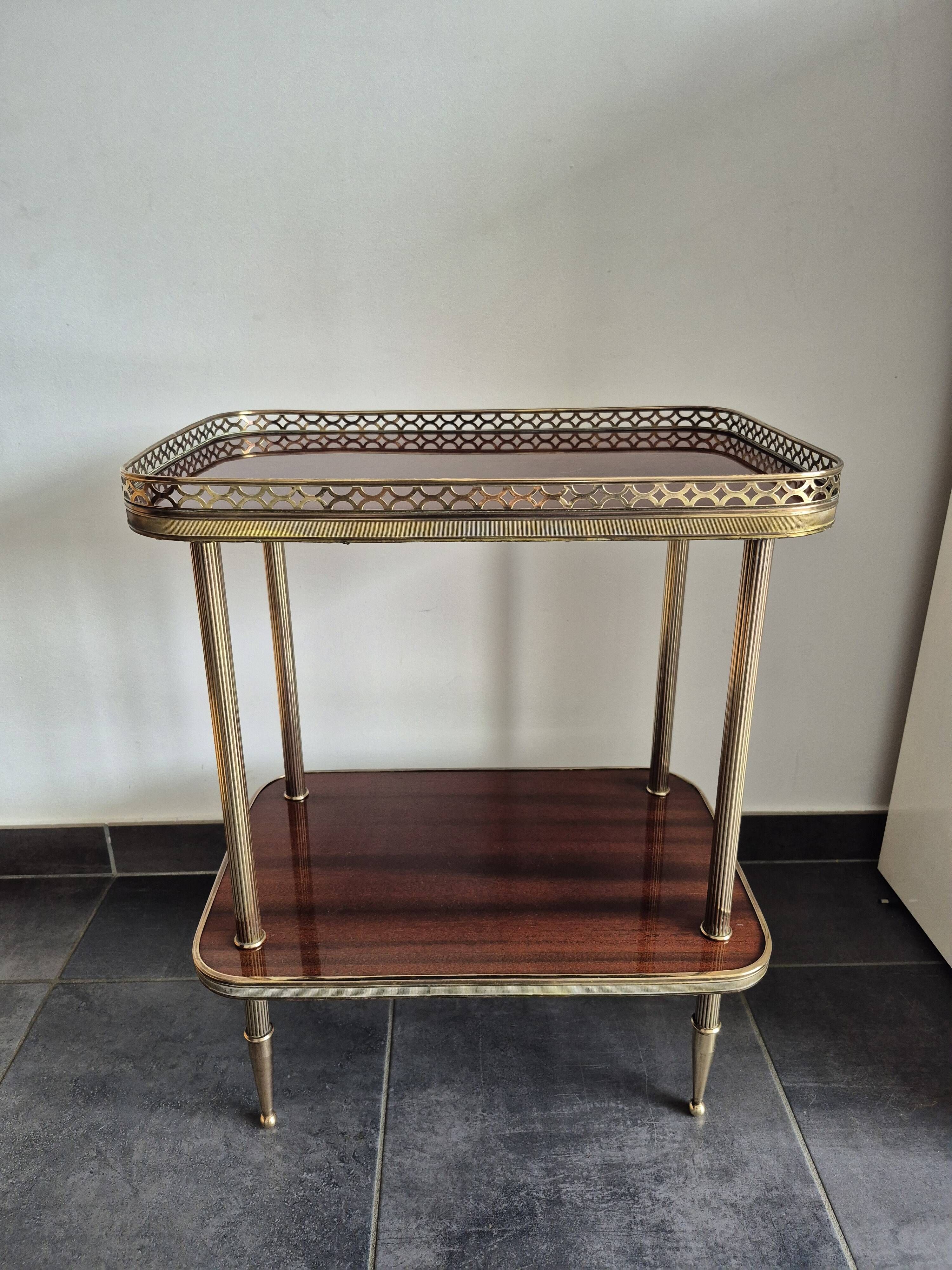 Dessert / Small side table with mahogany veneer and brass mid-century.