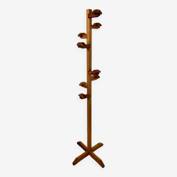 Old designer pine coat rack from the 60s in chalet wood