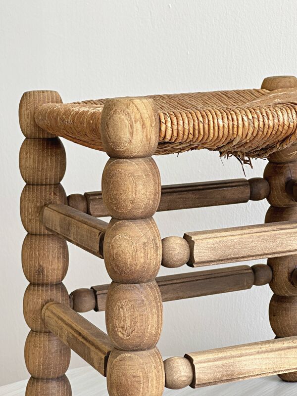 Tabouret ancien en bois et paille tressée