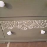 Art deco chest of drawers