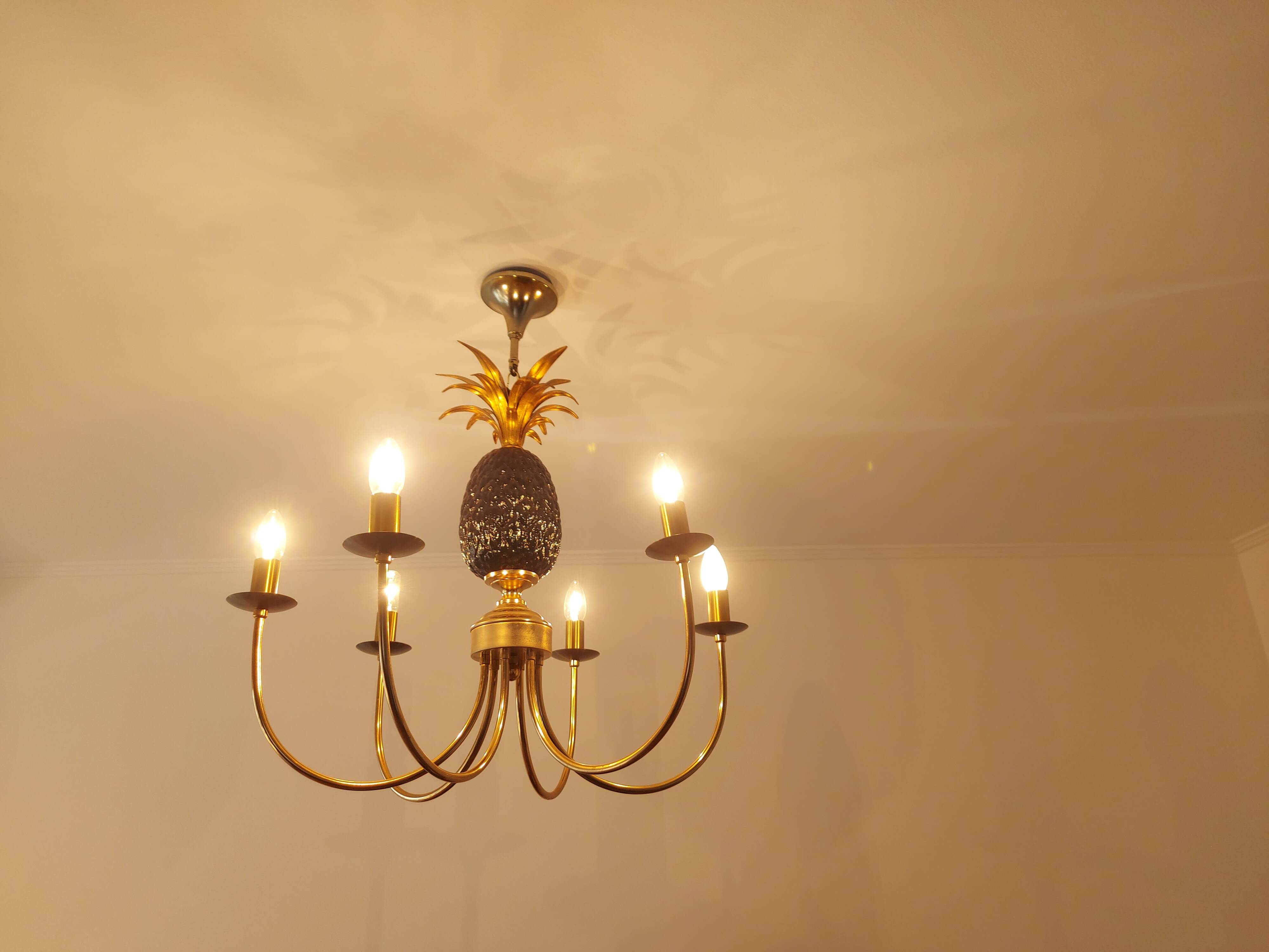 Pineapple chandelier from the 70'S in brass