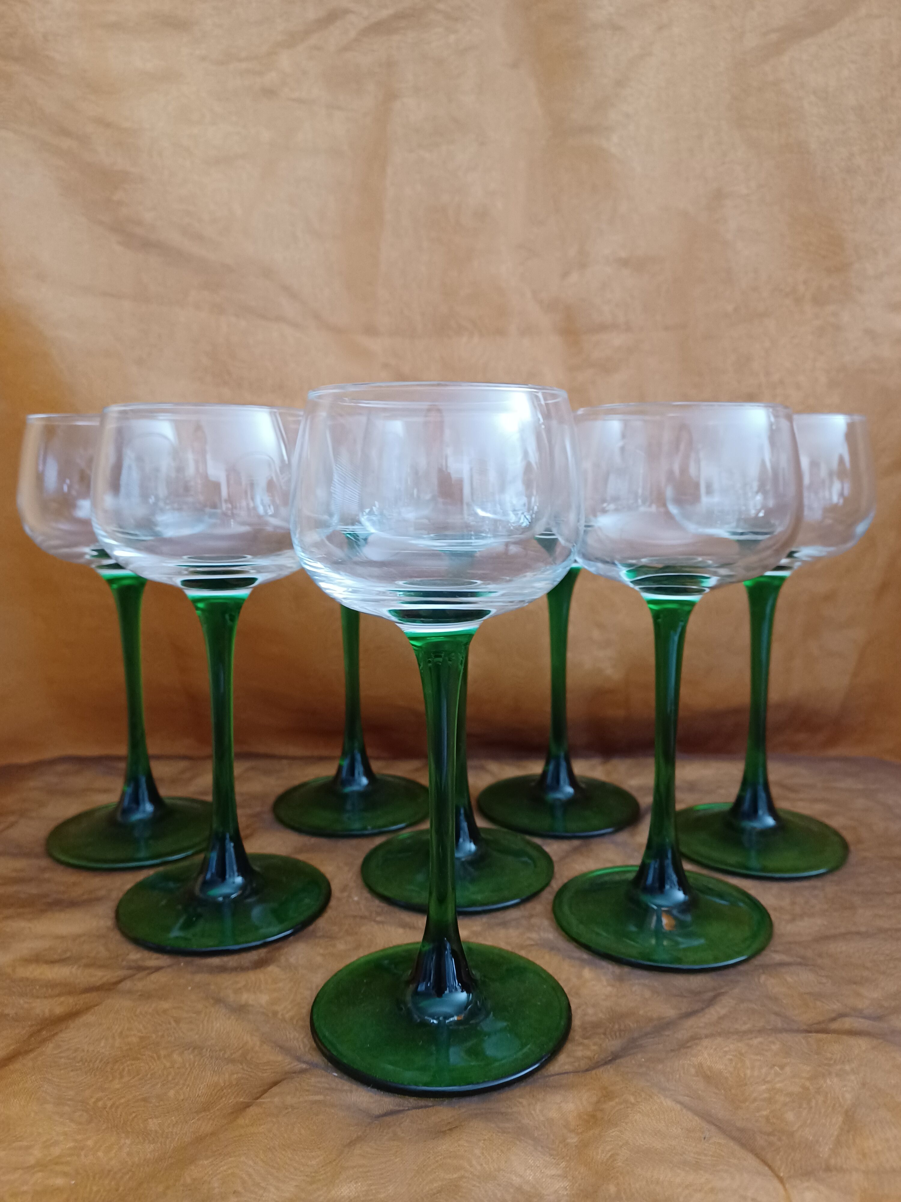 8 Alsatian white wine glasses