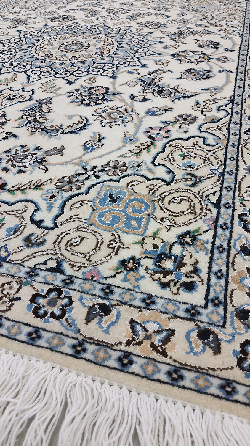 Persian carpet "nain"