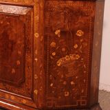 Vitrine hollandaise en marqueterie circa 1800