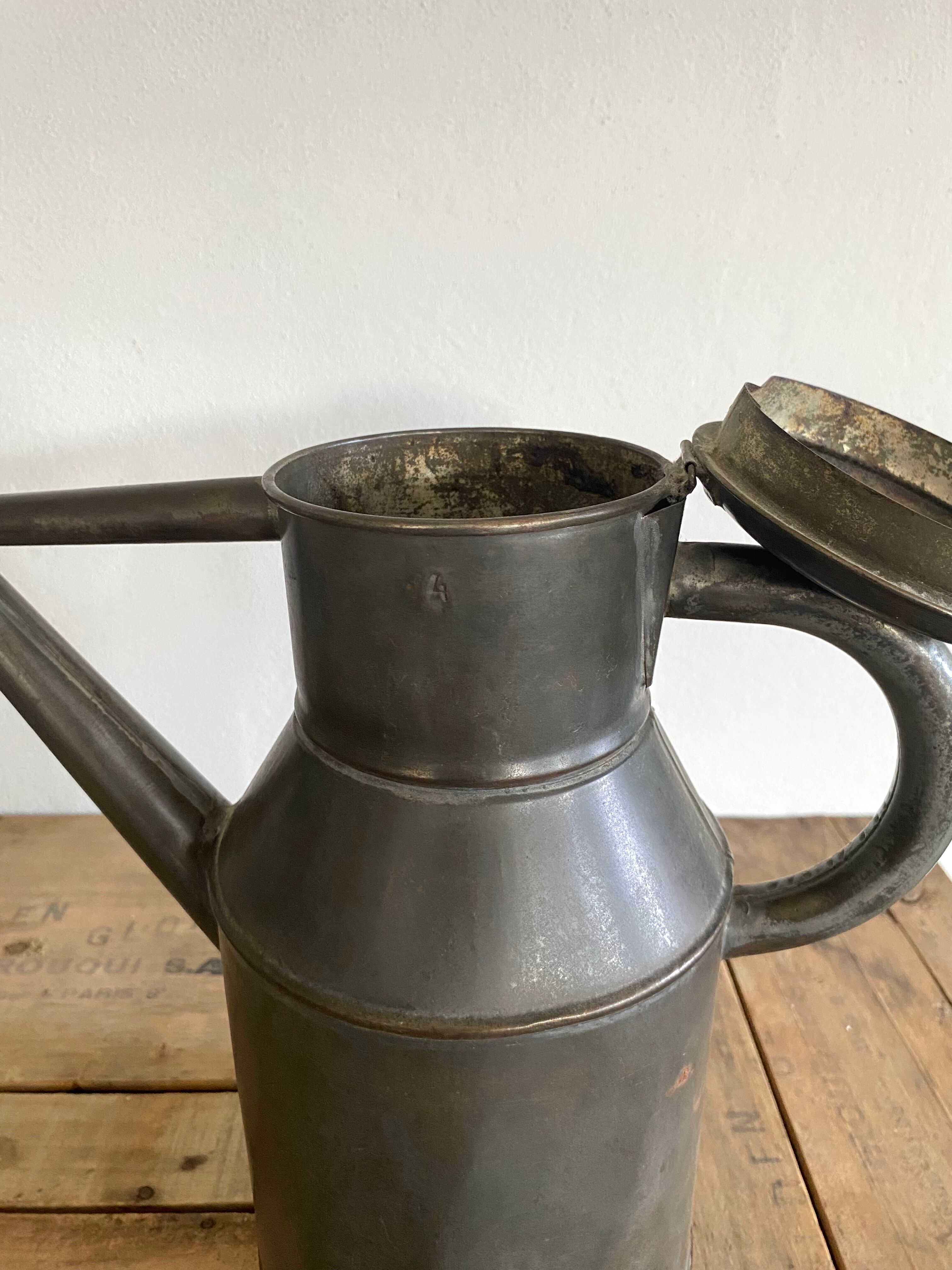 Zinc watering can