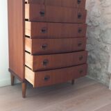 Commode, semainier en placage de teck