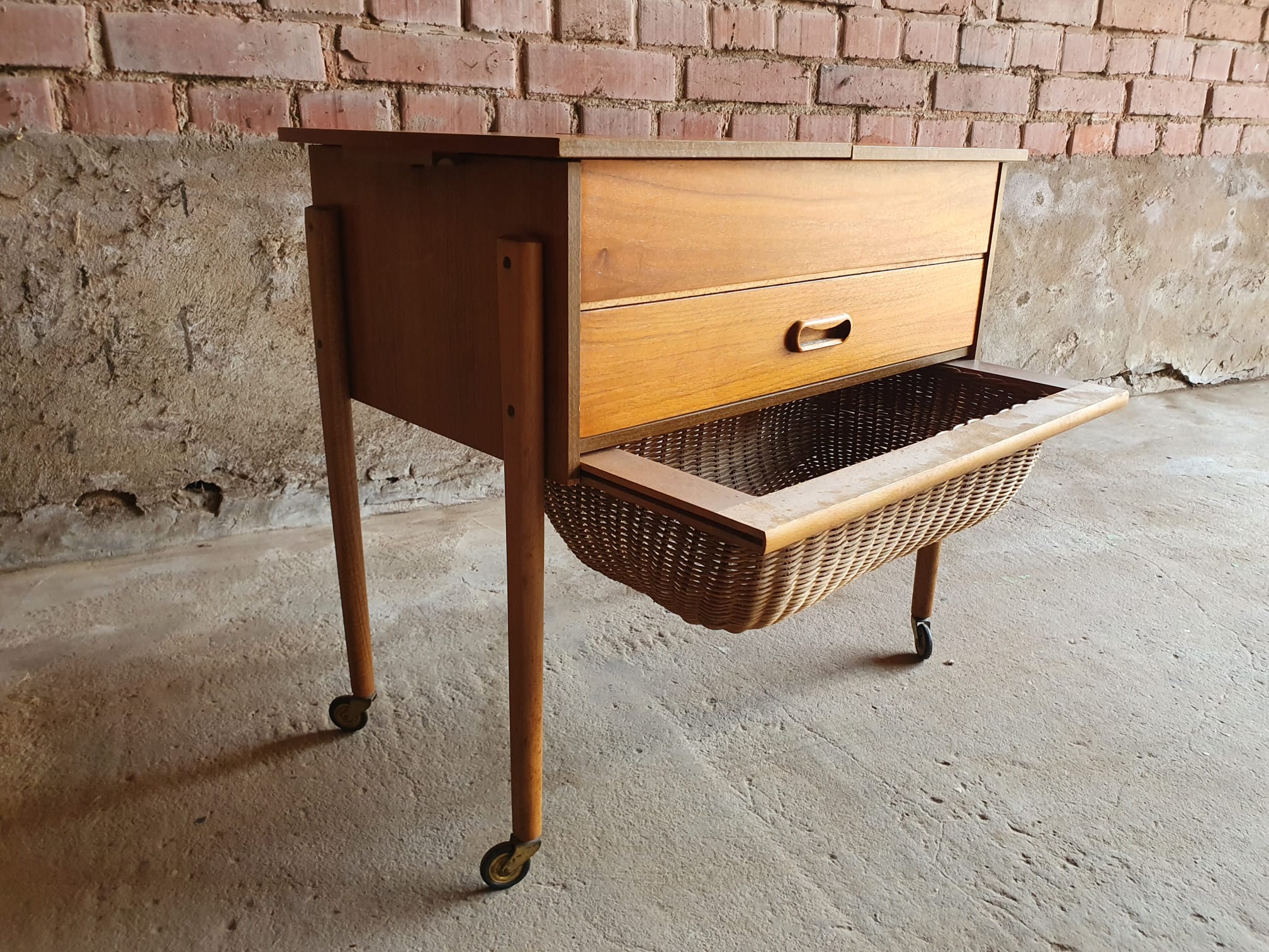 Piece of furniture with scandinavian teak sewing 1950