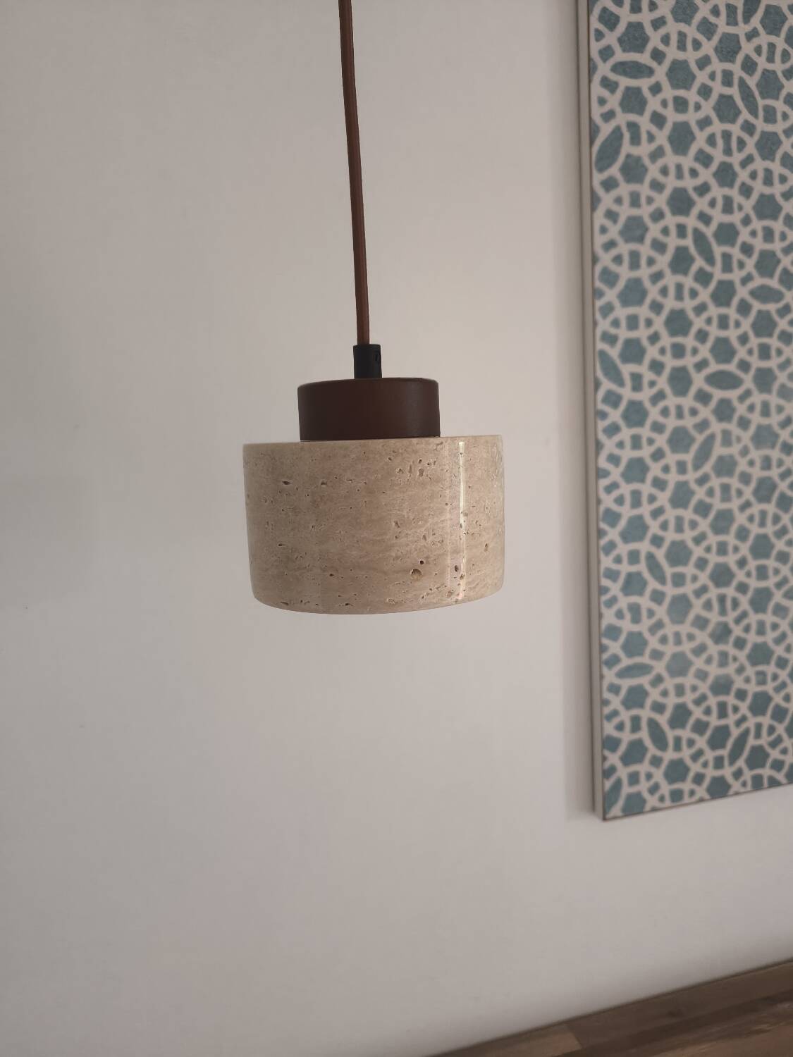 Travertine suspension