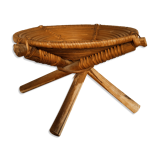 Ethic cup on crossed feet