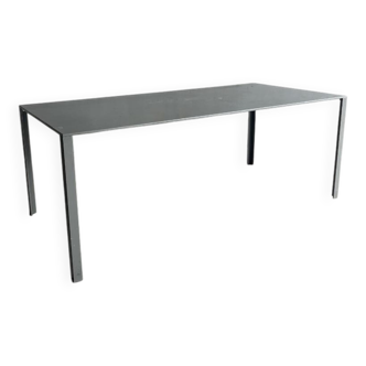 Grand 'Less' grey powder-coated aluminium dining table by Jean Nouvel for Tecno, minimalist 1990s