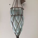 Glass suspension in cage