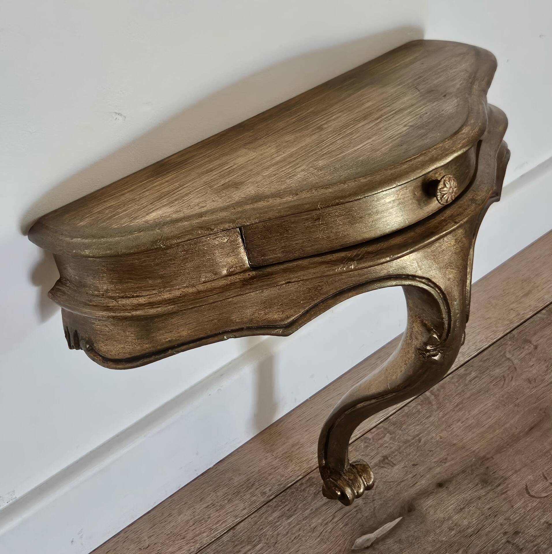 Console d'applique murale en bois doré sculpté Style Louis XV