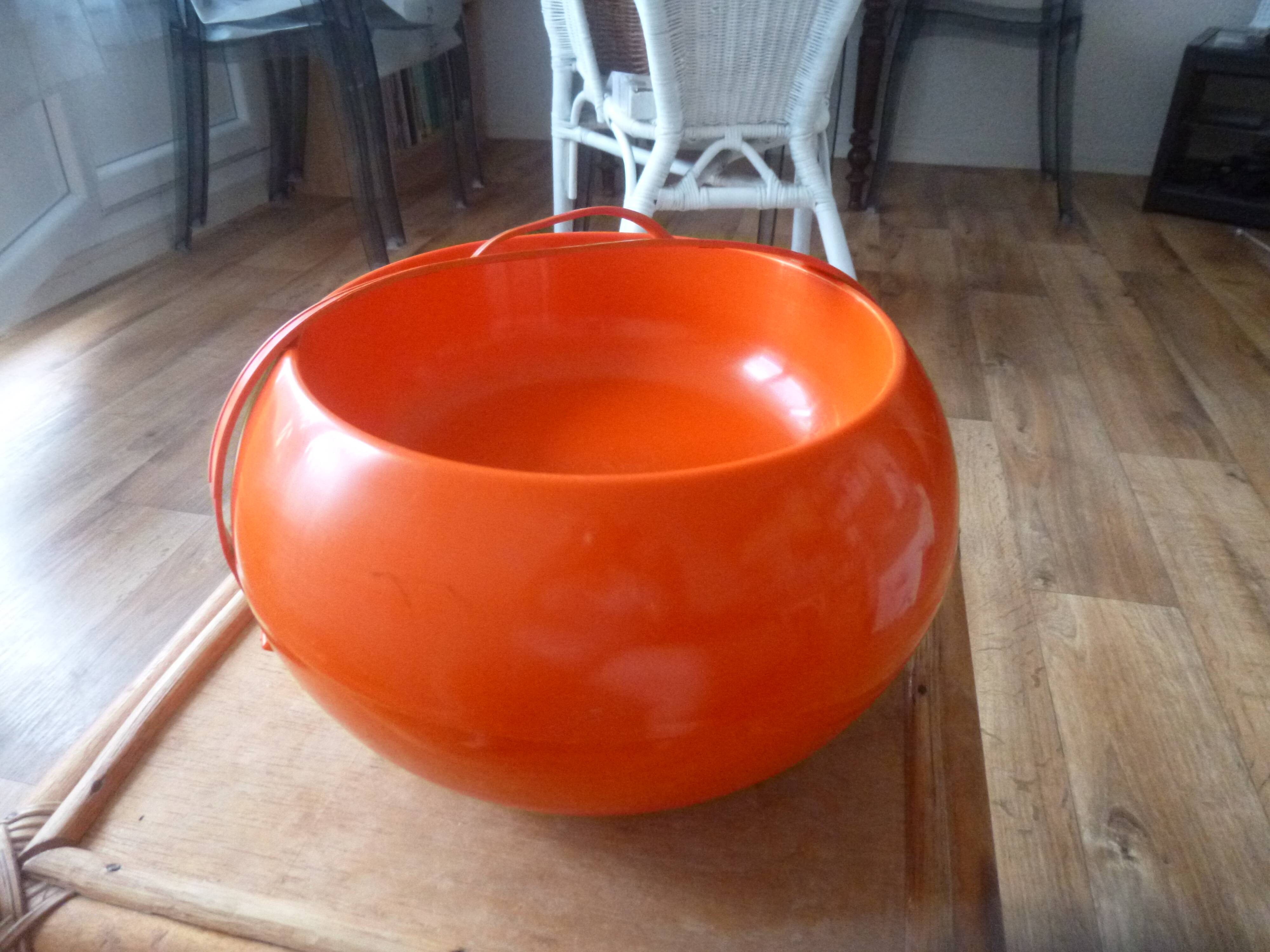 Ball picnic set from the 70s