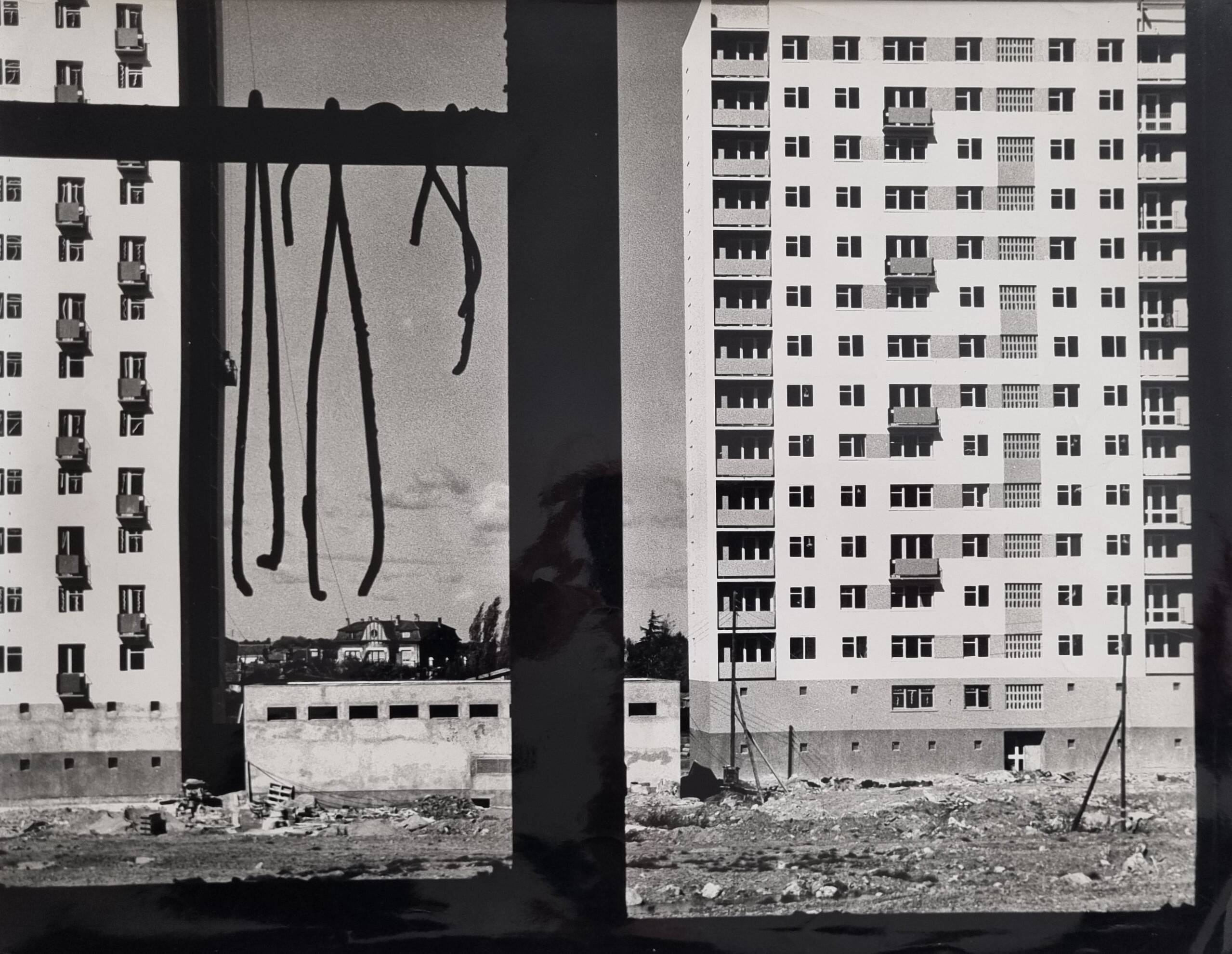 Vintage black and white photograph of Cité Moderne, framed, 42 x 52 cm.