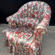 Fauteuil crapaud satin fleuri ancien