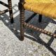 Paire de chaises fauteuils bobbin coin du feu angle