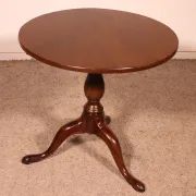 small tripod table in mahogany from the early 19th century
