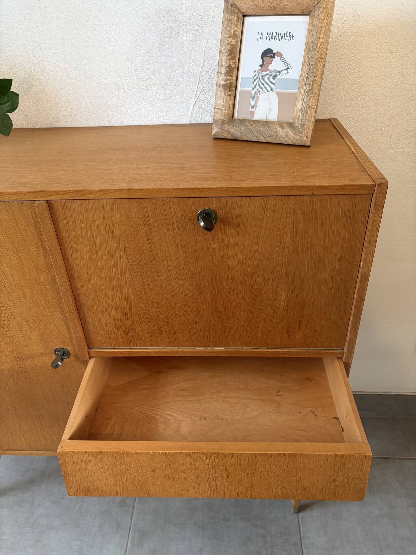 Meuble de rangement / étagère vintage