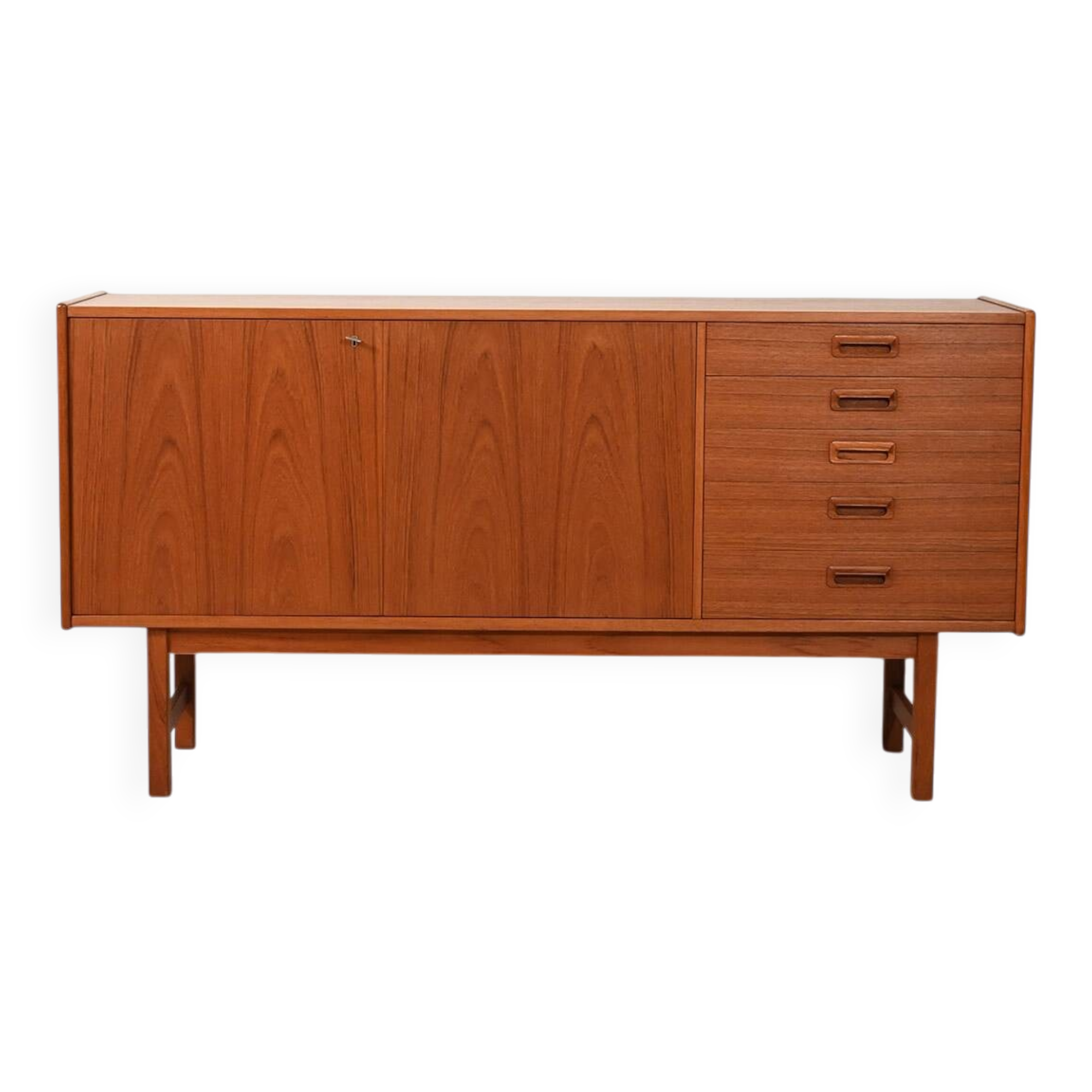 Scandinavian 1960s sideboard with projecting handles