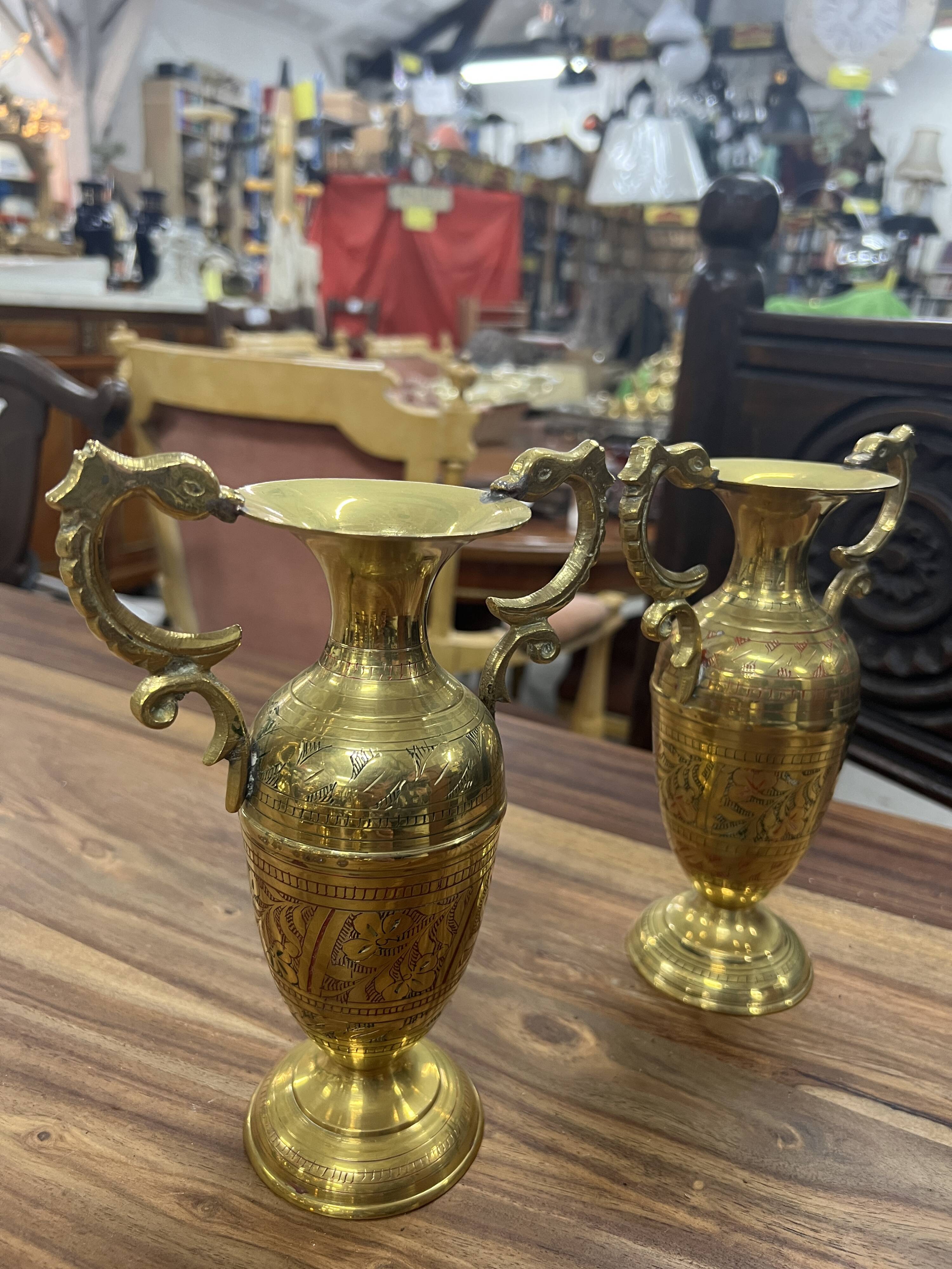 Pair of brass vase Art Deco period