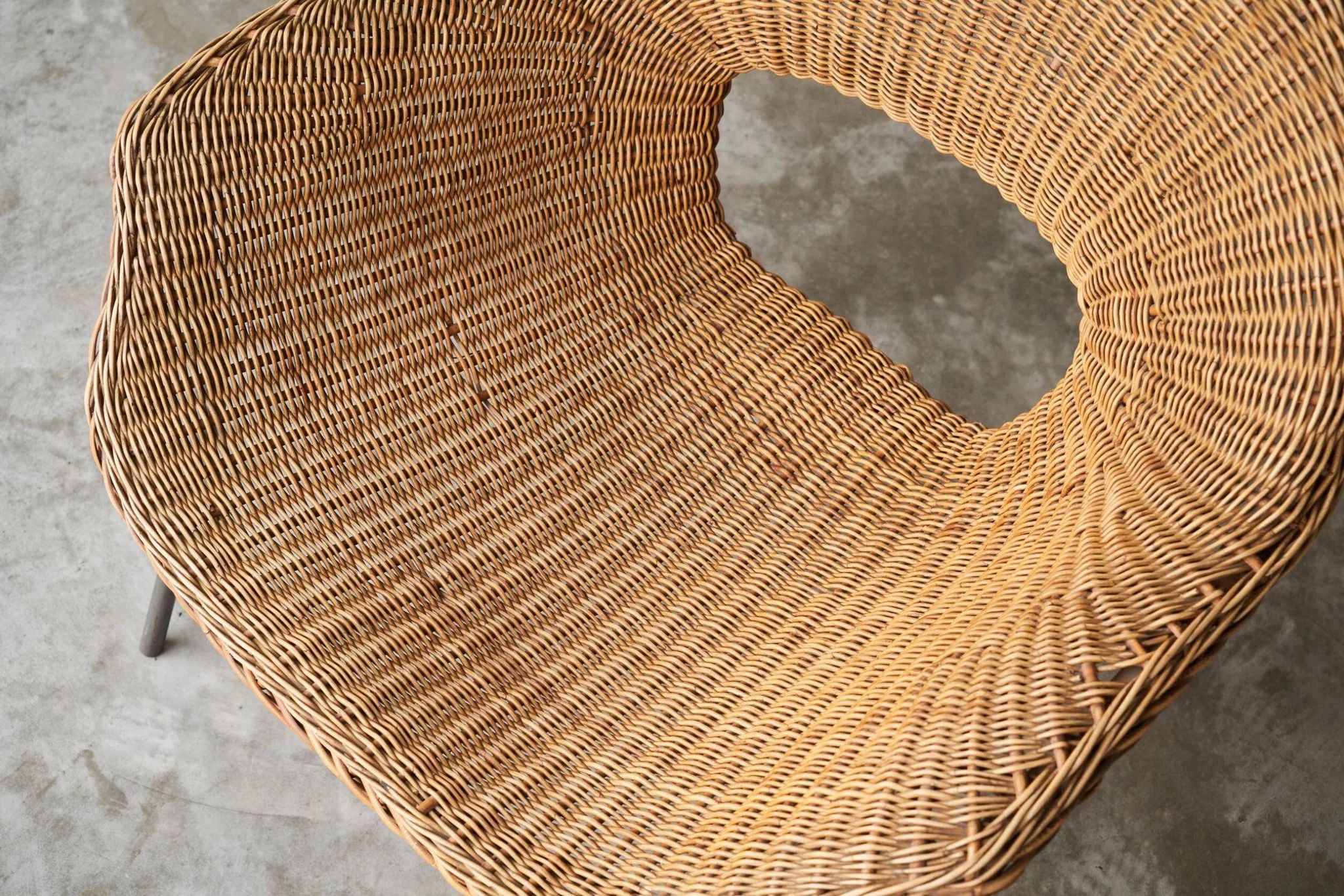 Sculptural lounge chair in rattan and metal, 1960s