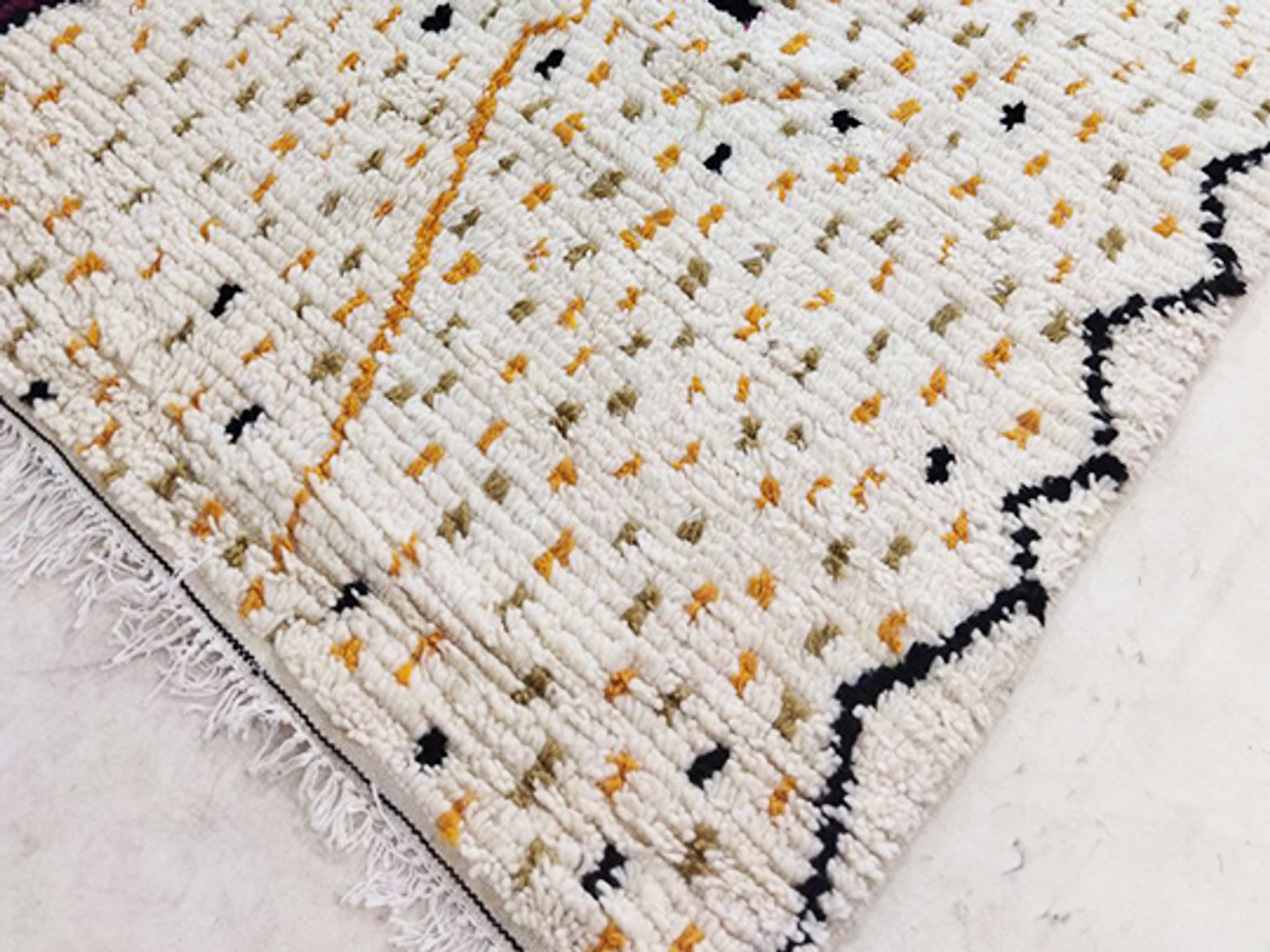 290x246cm Moroccan Berbere Carpet