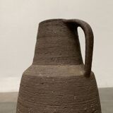 Brutalist German vase on a mid-century stand by Krösselbach Keramik, 1960s.