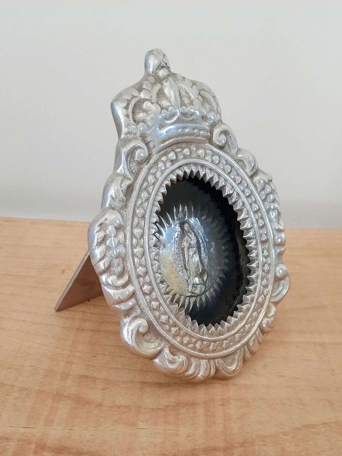 Blank reliquary