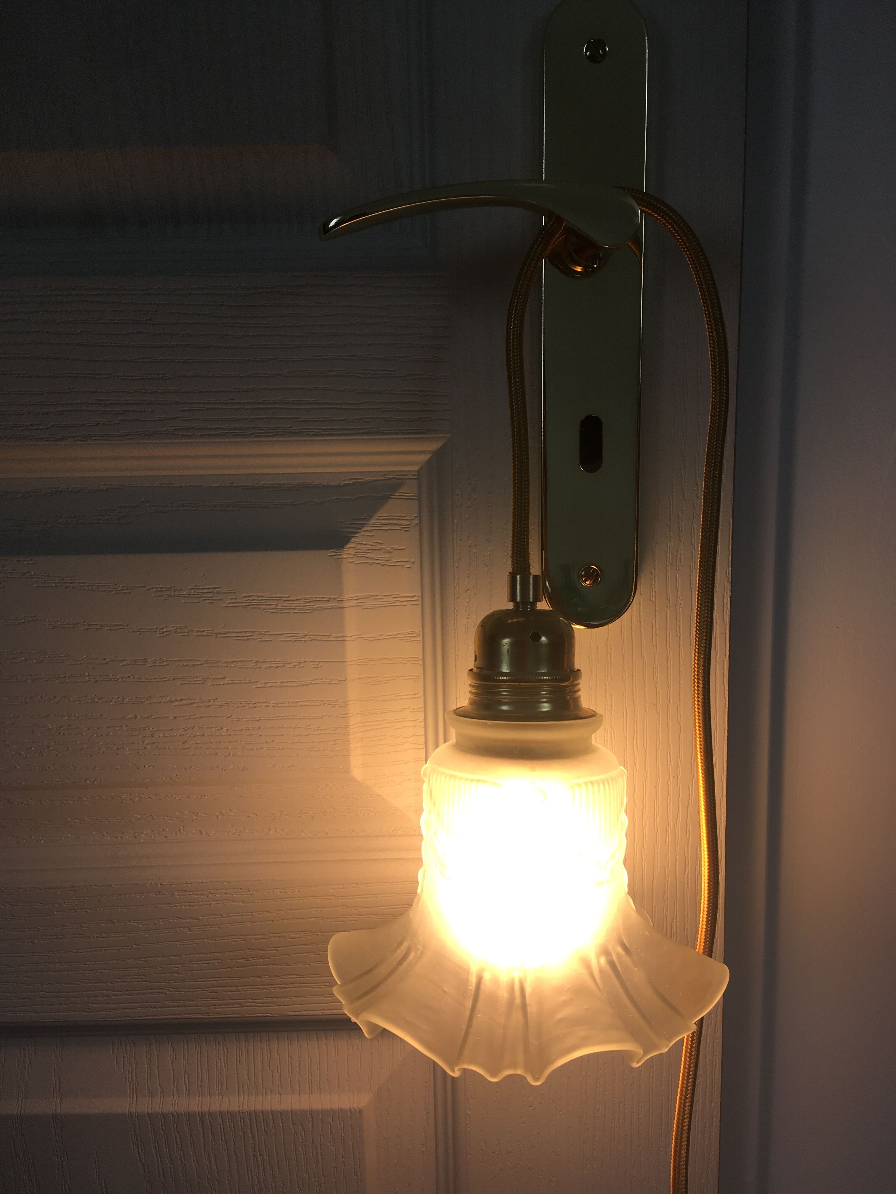 Art Deco tulip walklight